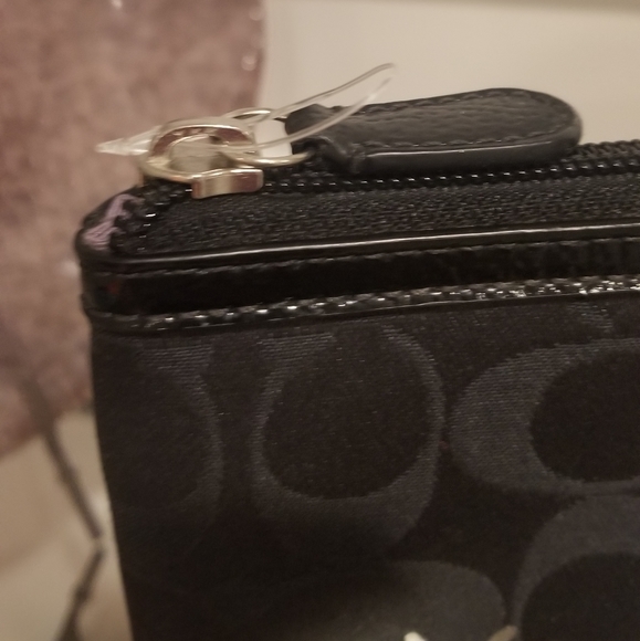 COACH Poppy Applique iPad/Tablet Case (RARE) - Picture 6 of 8